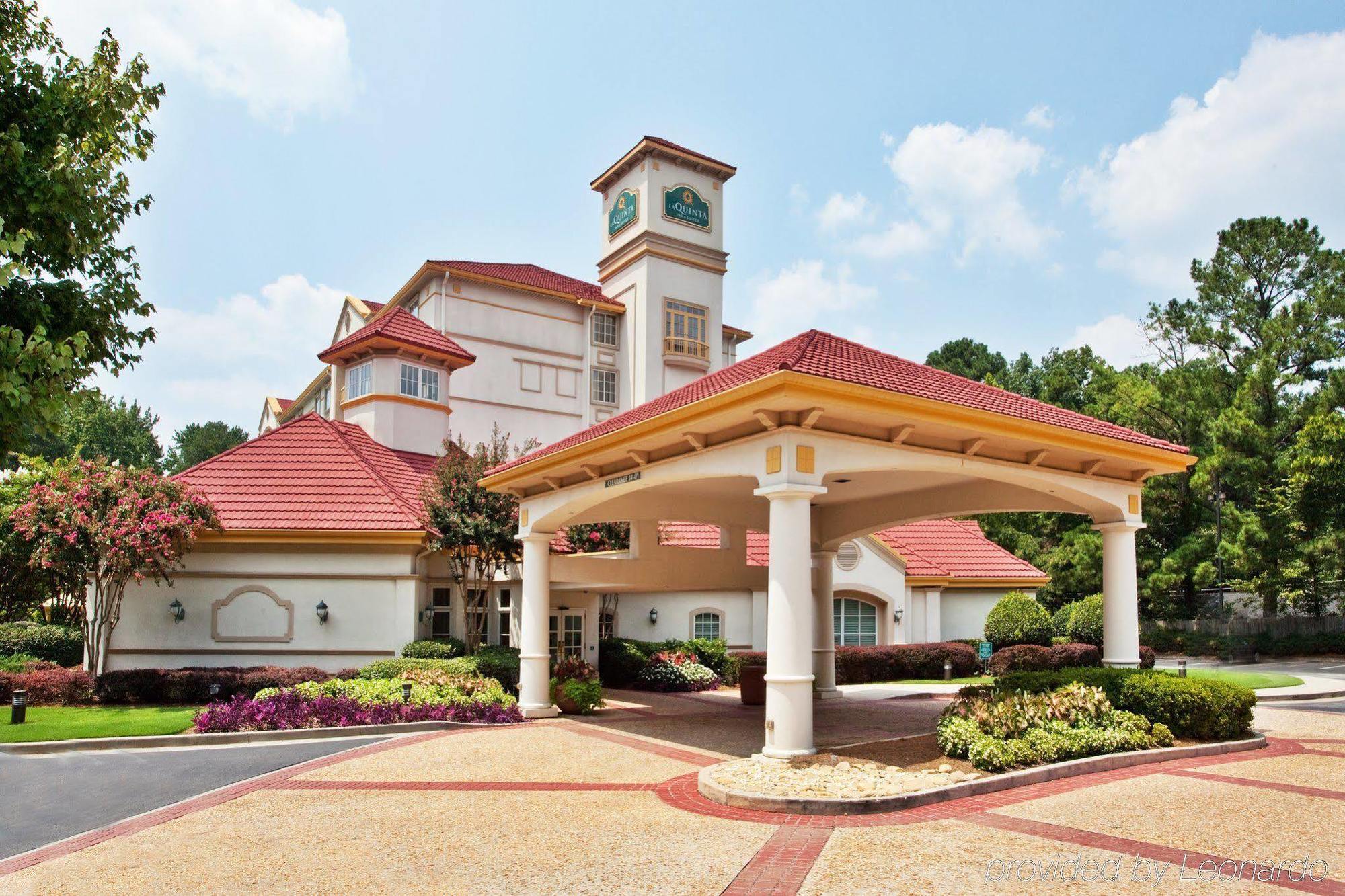 La Quinta By Wyndham Atlanta Conyers Hotel Bagian luar foto